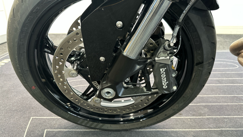 BMW F900 R (25MY)